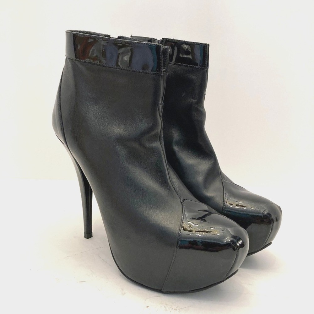 Stuart Weitzman Agree Platform Booties Boots Womens 8 M Black Leather‎ Patent